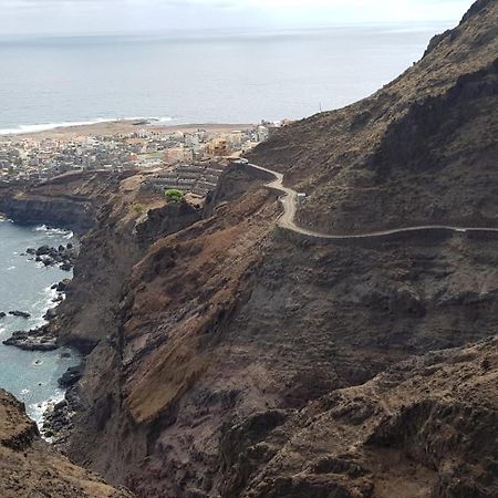 Casa Au Bonheur Des Randonneurs Apartman Ponta Do Sol Kültér fotó